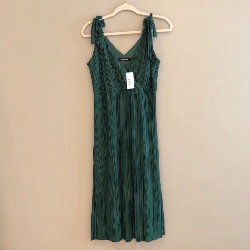 Sugarlips emerald green dress